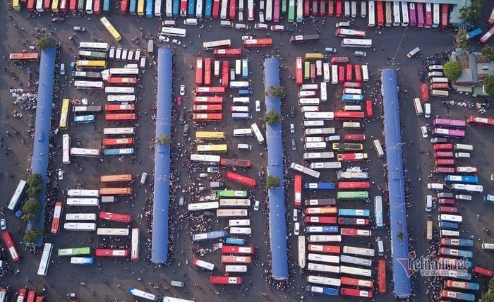 TP.HCM chinh thuc thi diem cho xe khach lien tinh hoat dong tu 13/10