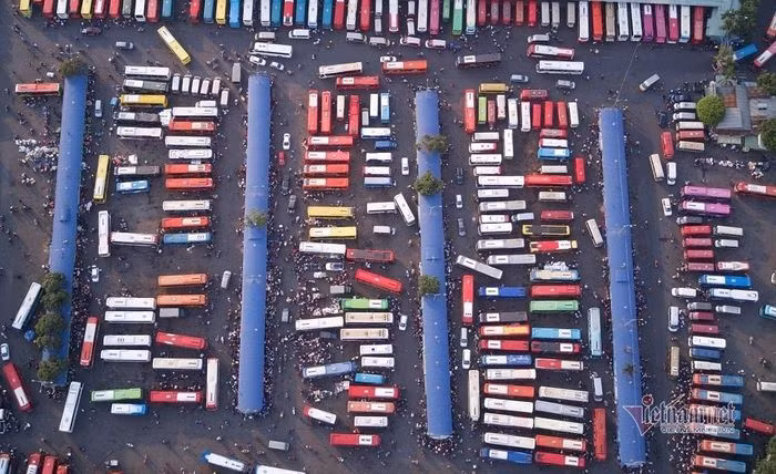 TP.HCM chinh thuc thi diem cho xe khach lien tinh hoat dong tu 13/10