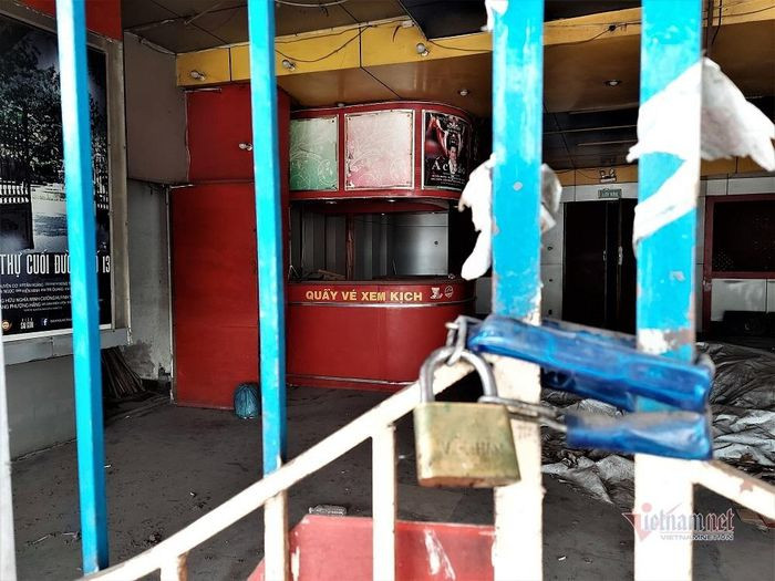 Karaoke lo bi xoa so, rap phim nguy co pha san-Hinh-3