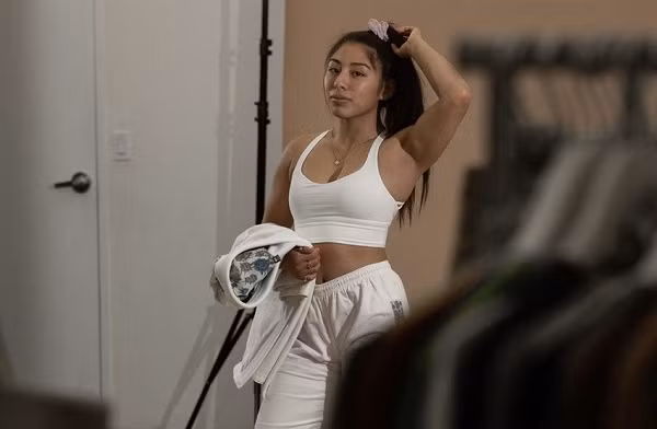 Nuoc mat vang cua nu vo si nong bong nguoi My goc Khmer-Hinh-5