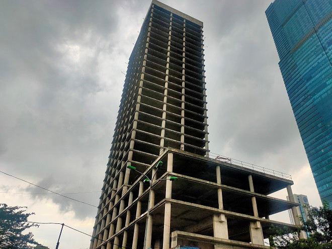 Giai đoạn sau đó, Vicem đã nhiều lần đề nghị Bộ Xây dựng cho phép lập phương án, tìm kiếm đối tác chuyển nhượng tòa tháp để hoàn vốn đầu tư. Bộ Xây dựng cũng báo cáo và được Thủ tướng Chính phủ chấp thuận chủ trương cho Vicem chuyển nhượng dự án vào năm 2017.