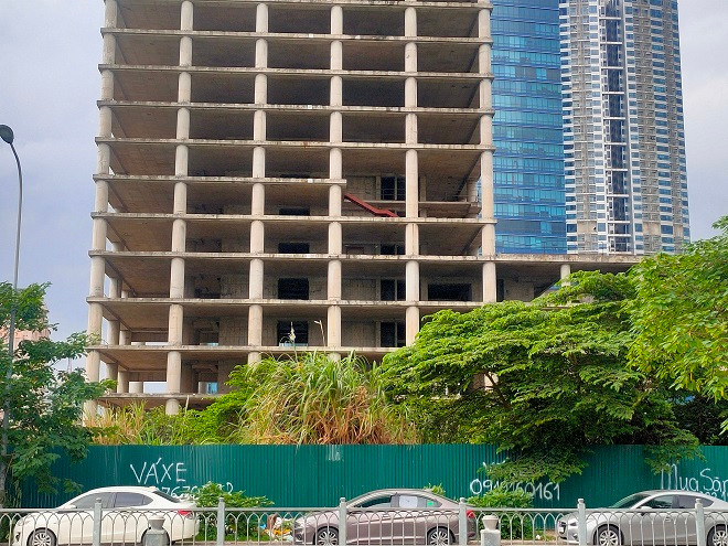 Trước đề nghị của Vicem, Bộ Xây dựng mới đây đã đề xuất Thủ tướng Chính phủ cho Tổng Công ty Xi măng Việt Nam tiếp tục hoàn thiện dự án Vicem Tower để đưa vào kinh doanh, khai thác. Đề xuất này dựa trên chính nhu cầu của Vicem sau nhiều năm doanh nghiệp để hoang hóa dự án.