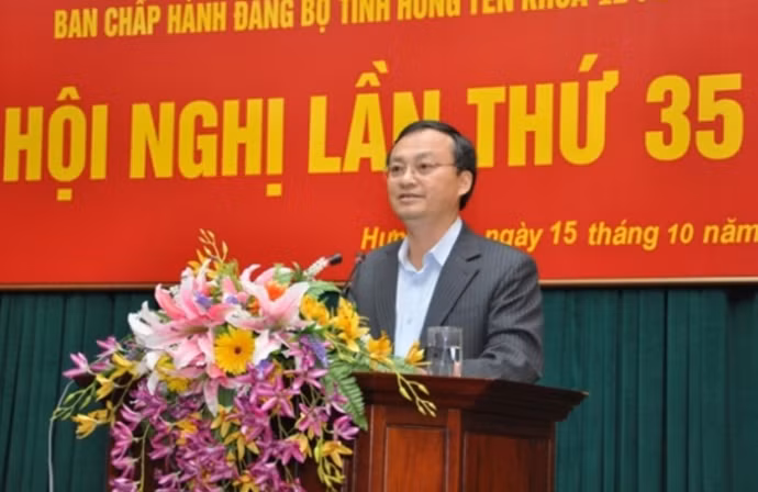 Chan dung 20 tan Bi thu ca nuoc nhiem ki 2015-2020-Hinh-4
