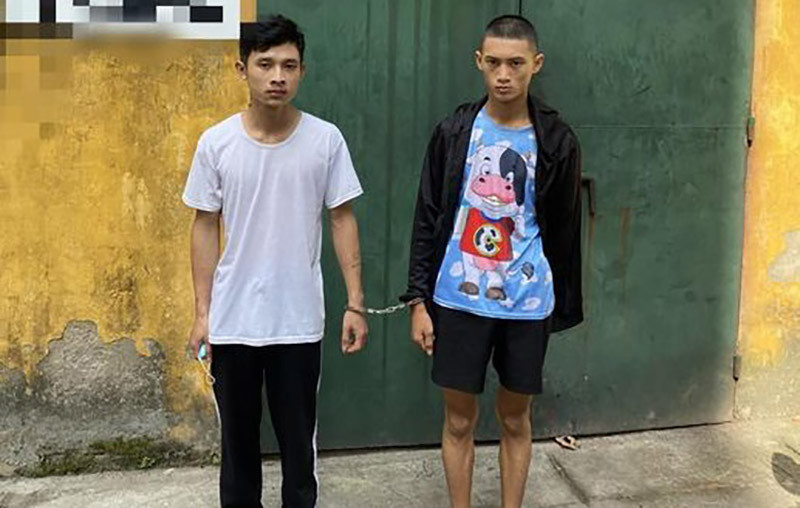 Vinh Phuc: Dot nhap cua hang trom dien thoai, be luon ca ket sat