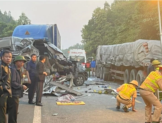 TNGT 5 nguoi chet o Lang Son va loat vu tai nan tham khoc