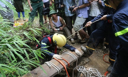3 cong nhan trong vu ngat khi ham vang deu tu vong