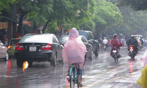 Anh huong gio mua, canh bao co mua da