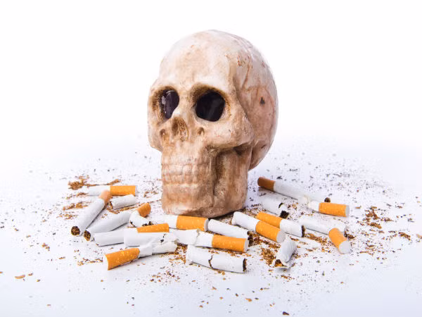 Crôm: Đây là một hoá chất thường có trong các loại sơn và kim loại. Nó có thể gây tổn hại DNA của bạn!