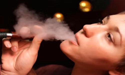 Carbon Monoxide: Tất cả chúng ta đều biết một thực tế là carbon monoxide gây hại nghiêm trọng tới hệ hô hấp.