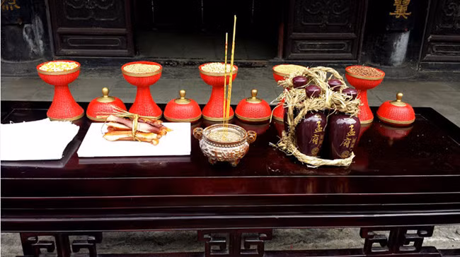 He lo bat ngo ve giao vien Trung Quoc thoi co dai-Hinh-2