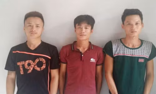 Bat nhom doi tuong chuyen thue taxi di cat trom day dien