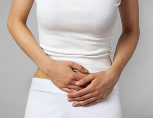  Cảm giác đau, rát kéo dài khi quan hệ: Những dấu hiệu như đau, rát khi quan hệ có thể là dấu hiệu cảnh báo bệnh khô âm đạo hoặc viêm nhiễm trong âm đạo hay bất kì bệnh phụ khoa nào khác.