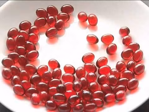 Uống: 1 muỗng cafe/ngày. Hoặc ăn cùng súp, cháo, trộn salad. Bạn nên ăn sống chứ không nên chiên xào vì nhiệt độ cao sẽ phá hủy dưỡng chất trong dầu.