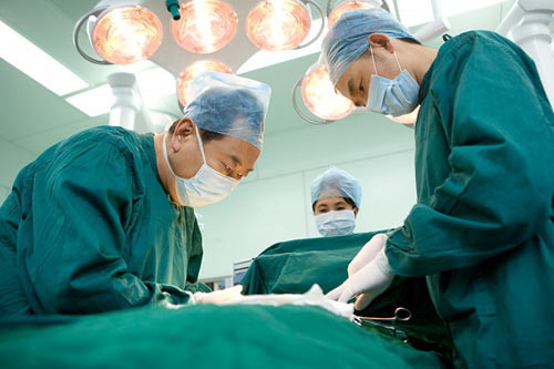 Pha thai cho tre vi thanh vien bi phat 7 nam tu?