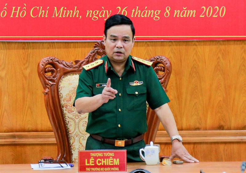 Thượng tướng Lê Chiêm sinh ngày 1/1/1958; quê xã Quế Xuân, huyện Quế Sơn, tỉnh Quảng Nam. 