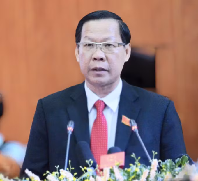 Tân Phó bí thư Thường trực Thành ủy TP.HCM là cán bộ lãnh đạo trưởng thành từ phong trào đoàn cơ sở, trải qua nhiều vị trí công tác khác nhau tại Trung ương và địa phương. Ông Mãi từng giữ chức Bí thư Tỉnh đoàn Bến Tre, Bí thư Trung ương Đoàn rồi Bí thư Thường trực Trung ương Đoàn, Chủ tịch Hội Liên hiệp Thanh niên Việt Nam.