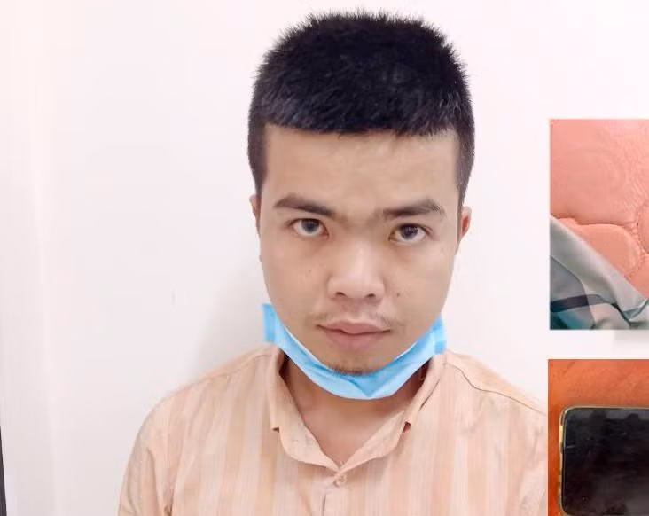  Gửi ảnh khoả thân cho "phi công" trên mạng, cô gái bị tống cả tình lẫn tiền: Do tin tưởng bạn trai quen trên mạng xã hội nên chị N.T.M.D (26 tuổi, ở huyện Duyên Hải, Trà Vinh) nhiều lần gửi ảnh, clip khỏa thân cho bạn trai. Tuy nhiên, Võ Văn Thật (24 tuổi, ngụ huyện Duyên Hải) dùng ảnh và clip này ép quan hệ tình dục và buộc đưa 15 triệu đồng. Ngày 9/6, Thật bị Công an huyện Duyên Hả bắt tạm giạm.