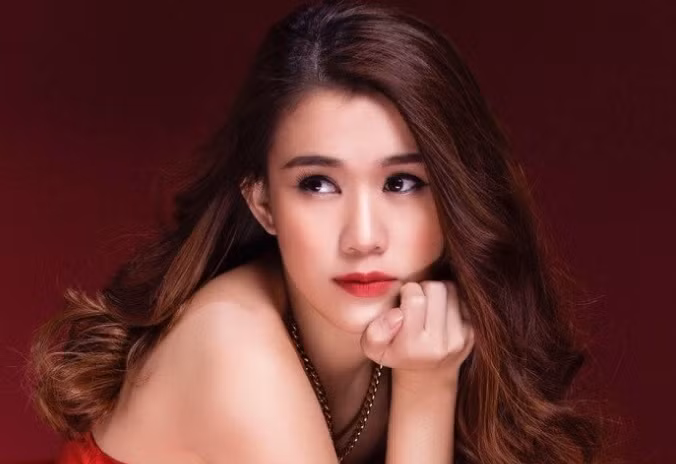 Hotgirl Ngọc Thảo: Tôi chỉ nợ bản thân một người đàn ông Hotgirl Ngoc Thao: Toi chi no ban than mot nguoi dan ong