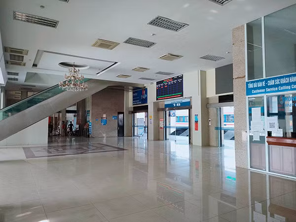 Diễn biến phức tạp của dịch COVID-19 đã và đang ảnh hưởng nặng nề đến lĩnh vực vận tải hành khách, đặc biệt là ngành Đường sắt.