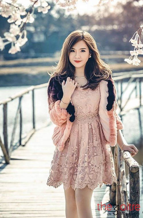 Thùy Dương có sở thích hát, múa và chụp hình. Chính vì vậy, cô nàng tham gia vào khá nhiều hoạt động của giới trẻ và phong trào đoàn thể.