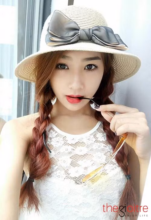 Chia sẻ với Thế giới trẻ Yến cho biết: “Mình rất vui khi nhận được sự quan tâm của mọi người. Vì thế mình luôn cố gắng bằng cách học tập thật tốt để không làm những người yêu quý mình thất vọng".