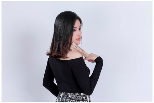 Khi được hỏi trước cơ hội giống Miu Lê, bạn có tận dụng điều đó để bản thân được nhiều người biết đến nhiều hơn thì Phương Anh cho hay: “Mình chưa từng nghĩ đến việc tận dụng hình ảnh của người nổi tiếng để làm bàn đạp cho bản thân. Với mình, đây chỉ điều mang lại niềm vui, sự phấn khởi cho bản thân mà thôi”.