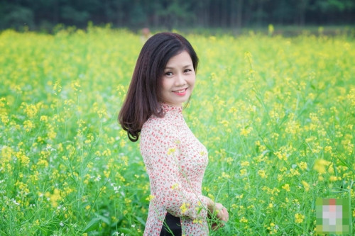 "Bản thân tôi mấy ngày nay cũng không thể liên lạc được với cô", nhiếp ảnh gia Tú Bùi nói.