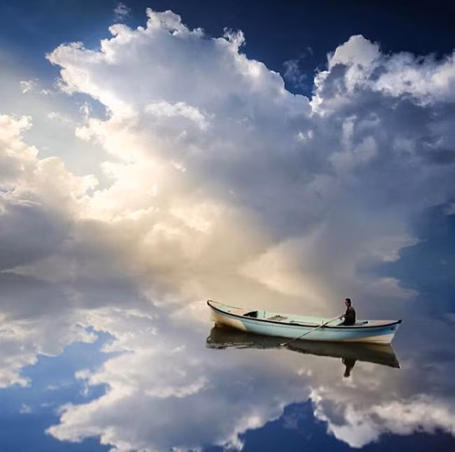 Bơi giữa mây trời là có thật các thím ạ.