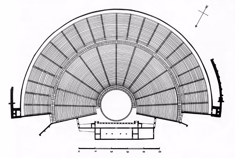 Không rõ điều này được tạo ra cố ý hay vô tình trong quá trình thiết kế. Nhưng dù thế nào, người Hy Lạp và La Mã cổ đại đã đánh giá đúng khả năng truyền âm của nhà hát Epidaurus và áp dụng chúng cho những nơi khác