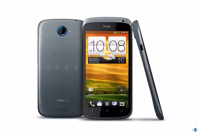  HTC One S: Máy ra mắt từ năm 2012. Khi đó, One S là thiết bị mỏng nhất thế giới. Nó sở hữu màn hình 4,3 inch Super AMOLED, độ phân giải 960 x 540 pixel cùng pin dung lượng 1.650 mAh.