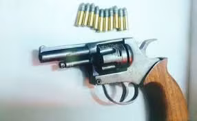 Anh trai ban em 7 tuoi mat hau mon o Tuyen Quang