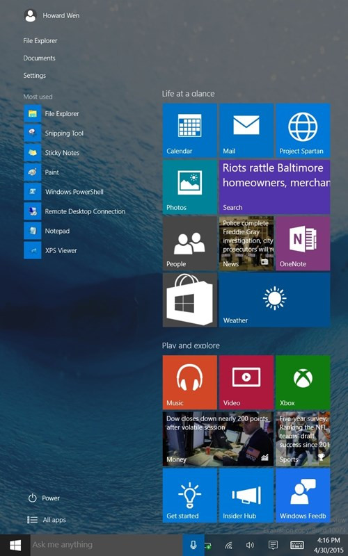  3. Cuộn theo chiều dọc.Trong Windows 8/8.1, các Tile trong Start Screen được thiết kế để cuộn ngang. Trong Windows 10 đổi lại cuộn các Tile theo chiều dọc, tiện hơn khi dùng với máy tính bảng, nhất là khi để máy theo chiều dọc.
