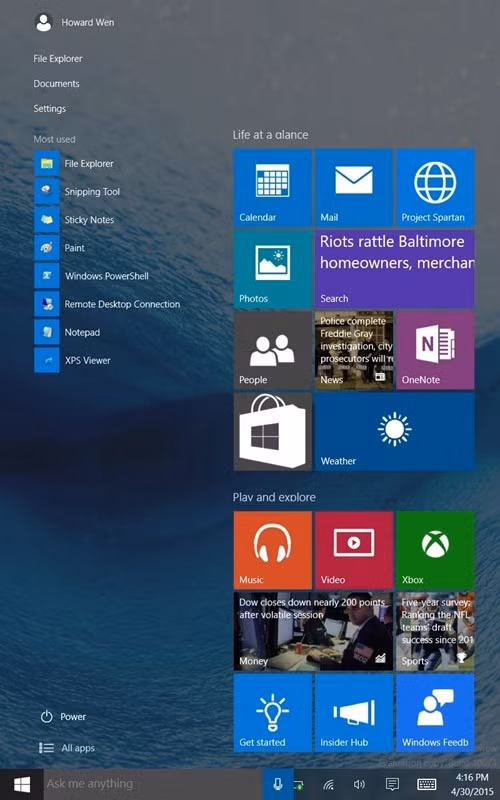  3. Cuộn theo chiều dọc.Trong Windows 8/8.1, các Tile trong Start Screen được thiết kế để cuộn ngang. Trong Windows 10 đổi lại cuộn các Tile theo chiều dọc, tiện hơn khi dùng với máy tính bảng, nhất là khi để máy theo chiều dọc.