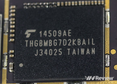 Bộ nhớ trong 16GB của Toshiba (Nhật). Ngoài phiên bản 16GB, Bphone còn có 2 lựa chọn bộ nhớ trong 64GB và 128GB.