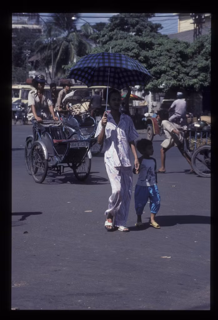 Trên phố Trần Hưng Đạo.