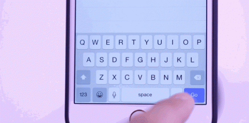 8. Trong Safari, chèn các miền web bằng việc giữ nút Go.