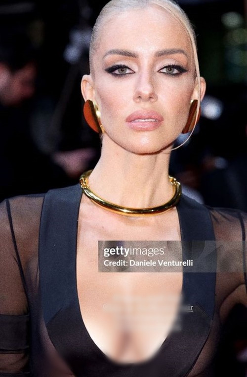 Ngoài ca hát, làm người mẫu, Sasha Ray còn kinh doanh nhà hàng. Ảnh: Getty Images.