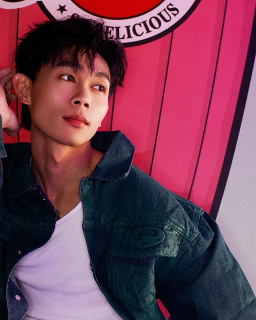 Đến nay, Hồng Thanh vẫn giữ loạt ảnh bên Mie trên trang cá nhân. Ảnh: FBNV.