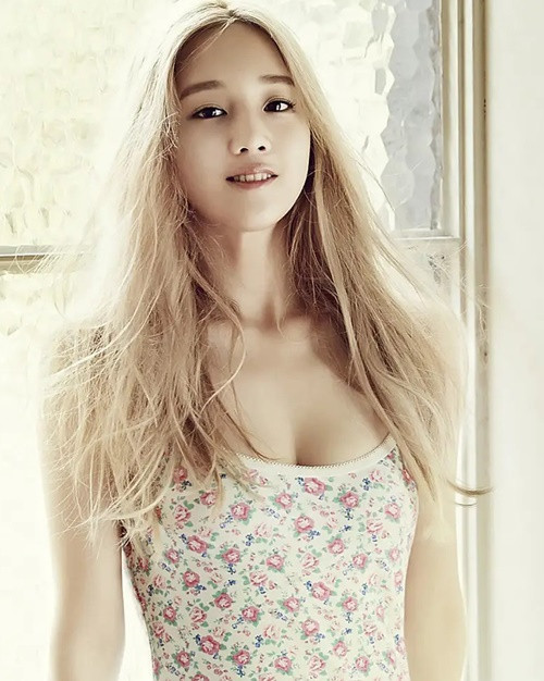 Park Bo Ram công khai hẹn hò Seo In Guk năm 2017. 1 năm sau, cả hai đường ai nấy đi. Ảnh: Vietnamnet.