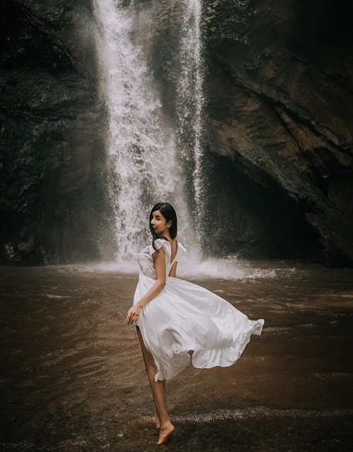 Supitcha đến từ Thái Lan, là hot girl thế hệ mới ở xứ chùa vàng.