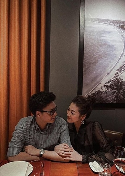 Trong cuộc phỏng vấn với 2Đẹp, Tú Anh chia sẻ, hai vợ chồng cô ngày càng hiểu tính nhau để tránh đi những cuộc cãi vã không đáng có.