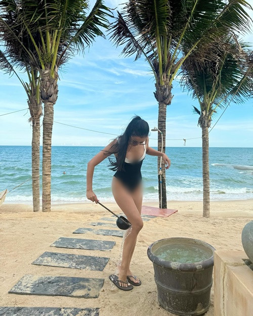 Ở Hương Ly toát lên vẻ quyến rũ, khỏe khoắn.