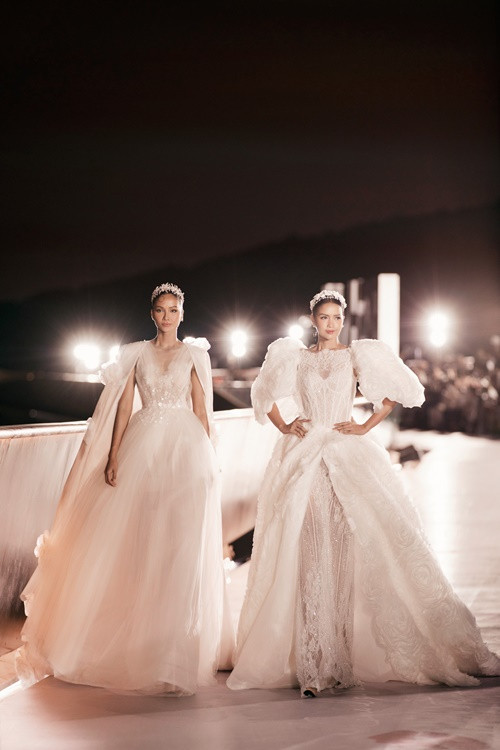 H'hen Niê đọ sắc cùng Ngọc Châu khi cùng hóa cô dâu. Ảnh: Vietnamnet.