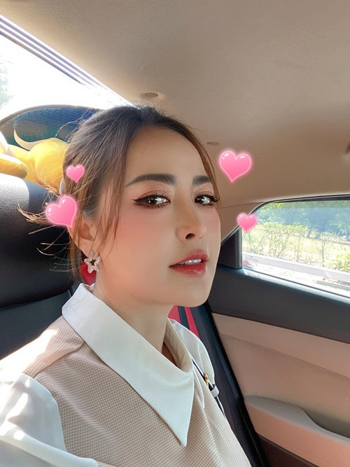 Trên trang cá nhân, Tuệ Tâm chia sẻ nhiều hình ảnh đời thường của bản thân. Ảnh: FBNV.