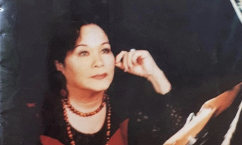 Ngoc Anh 3A tiec thuong me chong cu - NSND Tuong Vi qua doi-Hinh-2