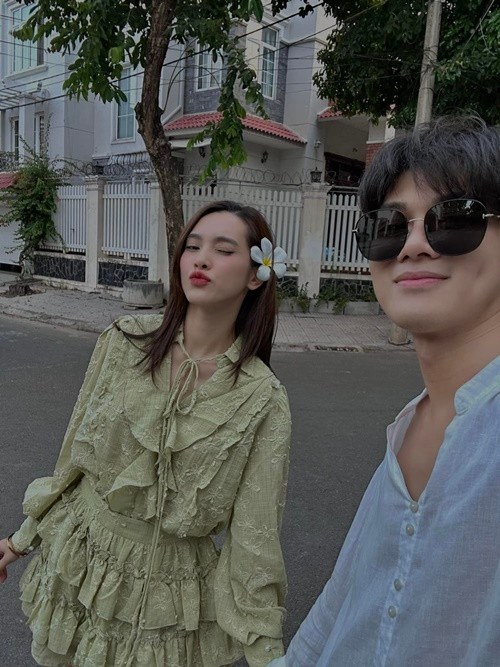 Quỳnh Lương còn cho biết, mẹ bạn trai còn hứa sẽ giao toàn bộ tài sản cho cô.