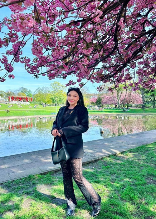 Chân dài dự kiến sinh con đầu lòng vào cuối năm 2024.