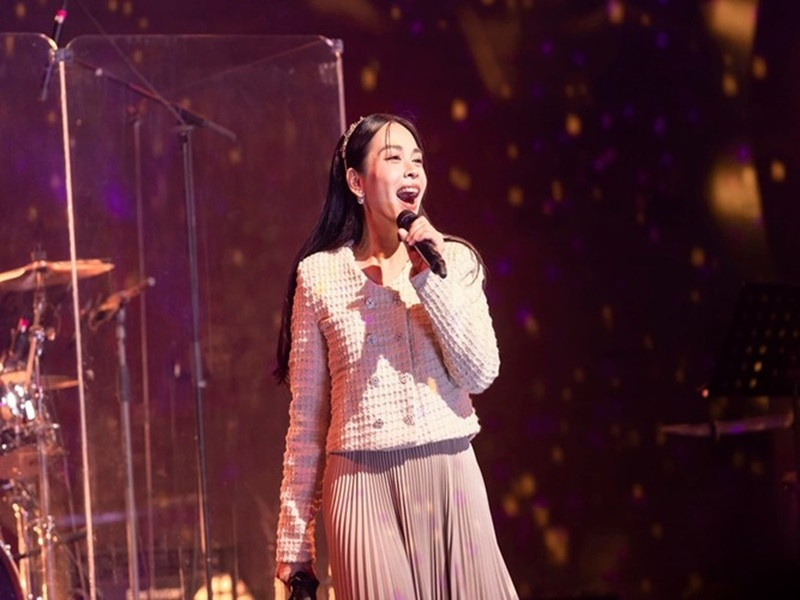 Tuy nhiên, một thời gian sau khi đắt show, Ngọc Mai liên tục vướng ồn ào khiến hình ảnh và tên tuổi bị ảnh hưởng. Ảnh: FBNV.