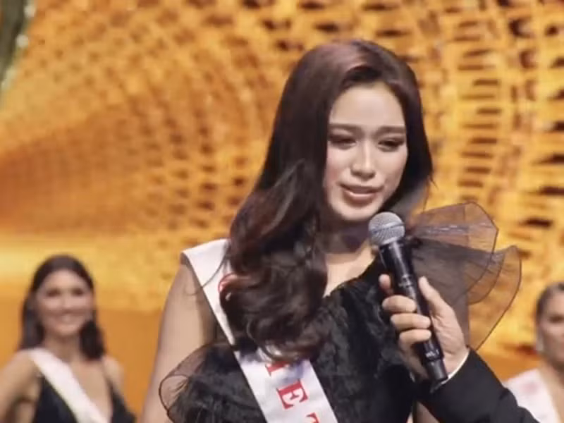 Tháng 11/2021, Đỗ Thị Hà có mặt tại Puerto Rico thi Miss World 2021 - Hoa hậu Thế giới 2021. Hành trình thi đấu của cô cùng các thí sinh khác đầy khó khăn do dịch COVID-19. Đến tháng 3/2022, trong chung kết, Đỗ Thị Hà lọt top 13. Ảnh: Công Luận.