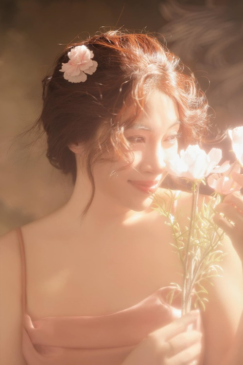 Tháng 3/2024, Pha Lê tháo sụn mũi vì bị biến chứng nặng.